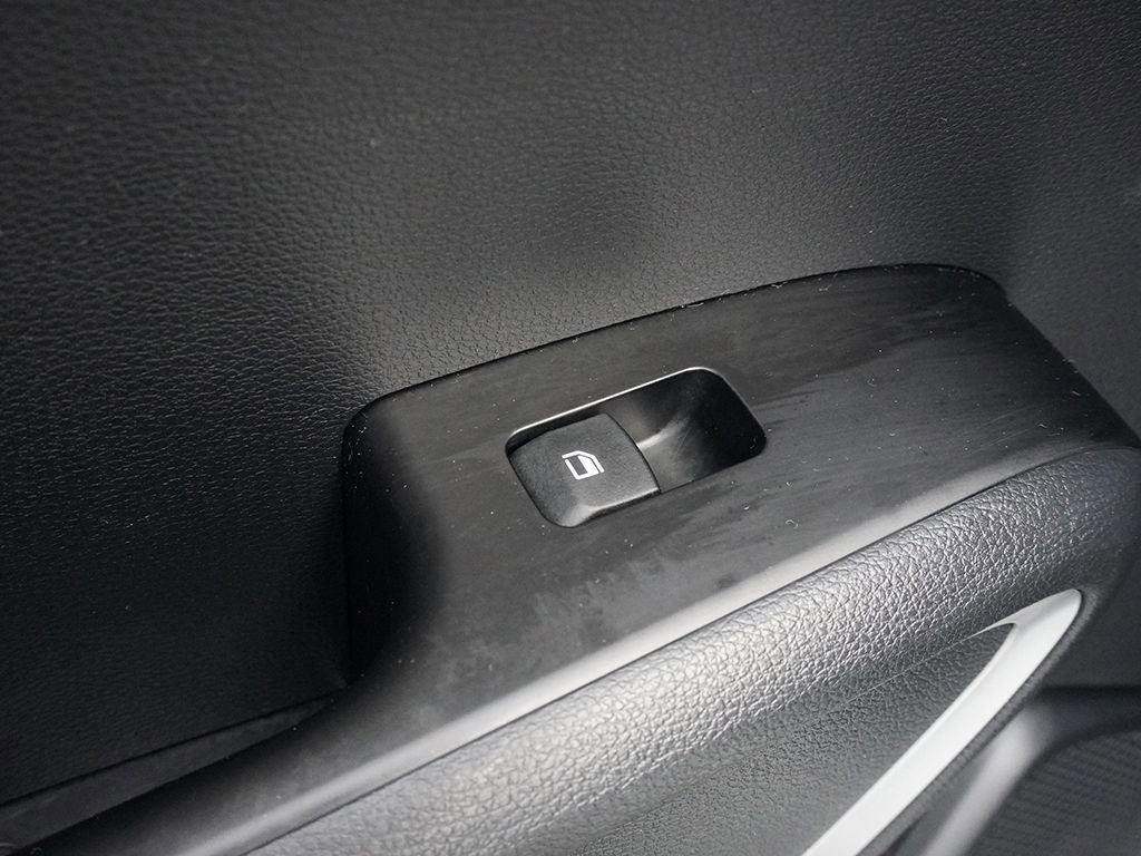 Used 2020 Kia Soul LX FWD image 31