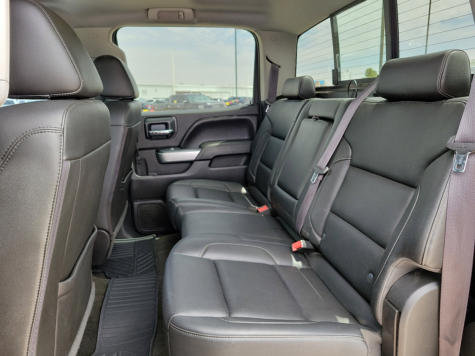 Used 2016 Chevrolet Silverado 1500 LTZ Z71 w/ LPO, Off-Road Sport Package AWD/4WD image 8
