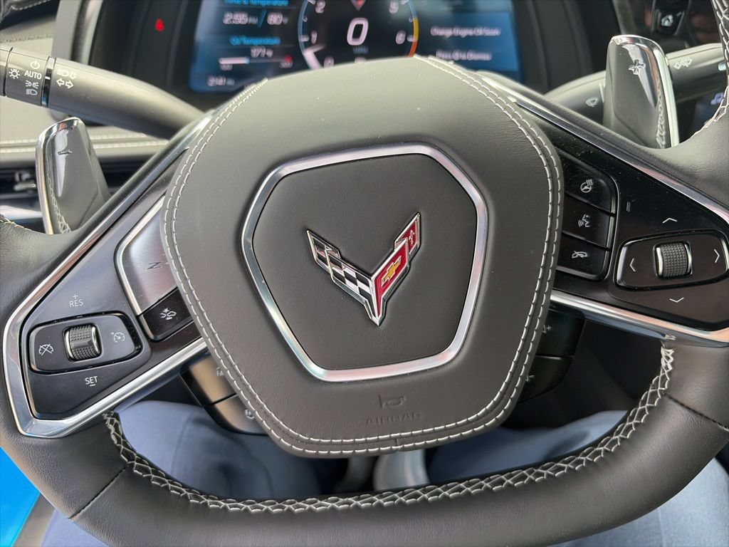 Used 2025 Chevrolet Corvette Stingray Preferred Conv w/ Stealth Interior Trim Package RWD image 19