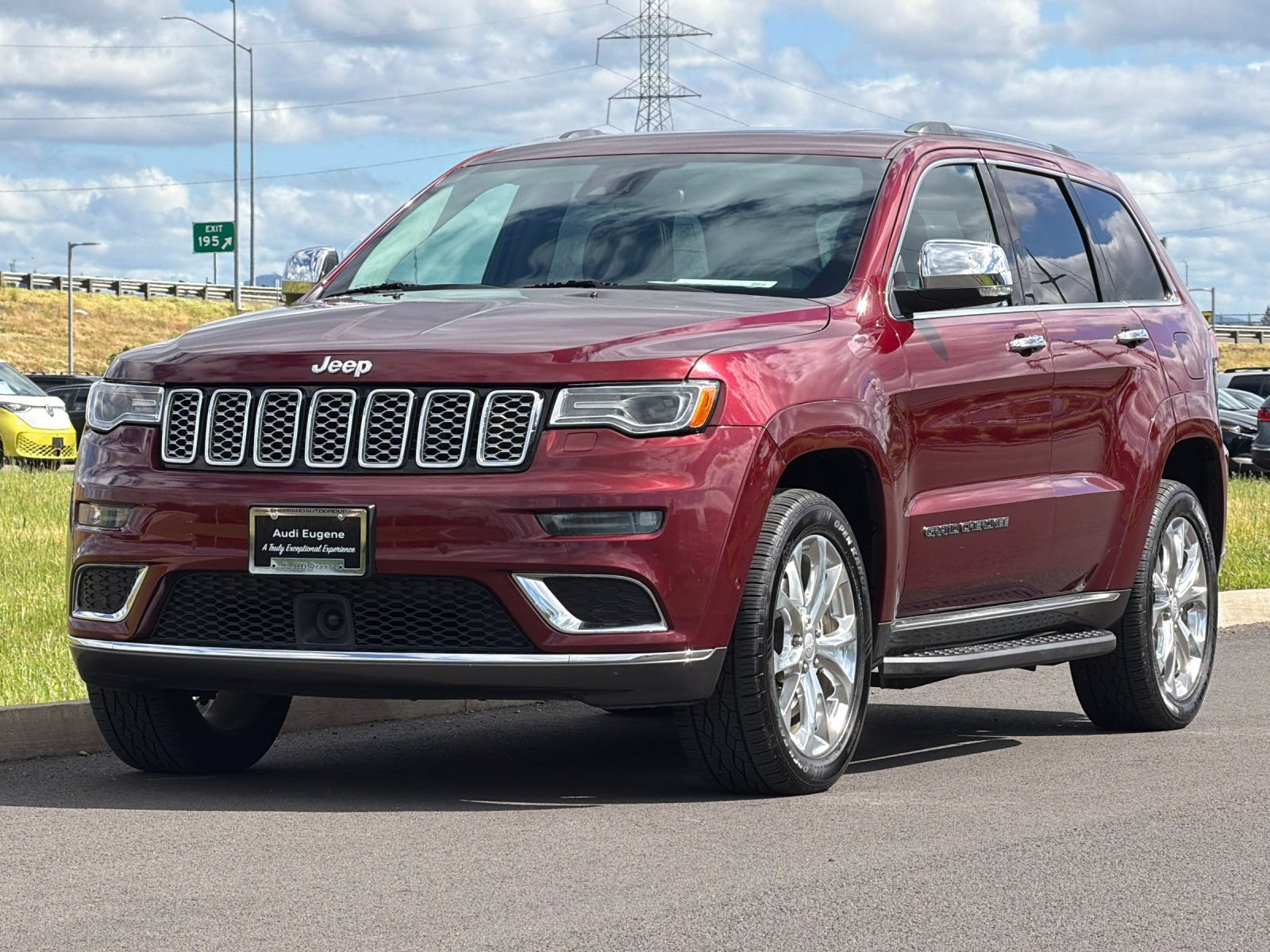 Used 2020 Jeep Grand Cherokee Summit AWD/4WD image 7