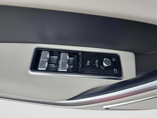 New 2026 Jaguar F-PACE R-Dynamic S image 25