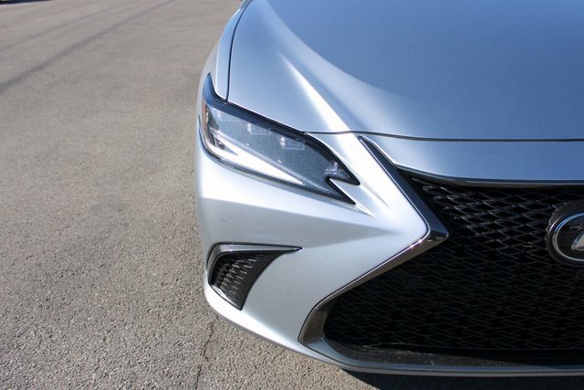 Used 2023 Lexus ES 350 F Sport image 41