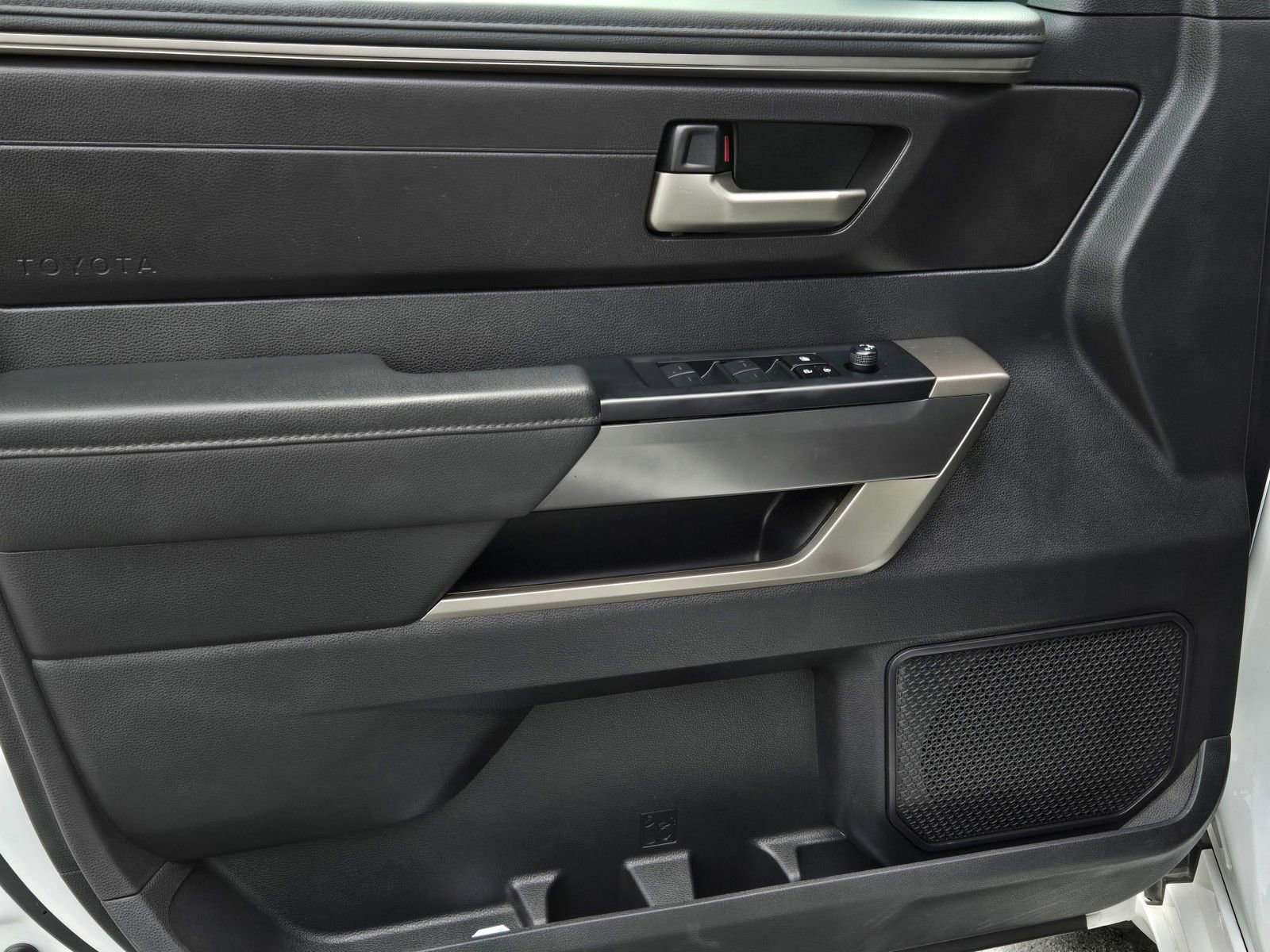 Used 2024 Toyota Tundra SR5 w/ SR5 Convenience Package image 9