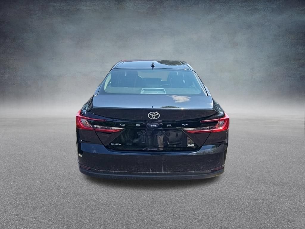 Used 2025 Toyota Camry LE FWD image 5
