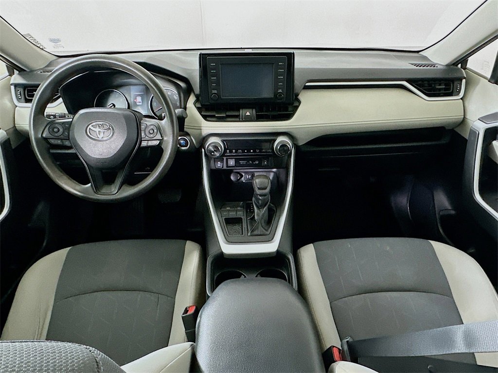 Used 2019 Toyota RAV4 XLE image 16