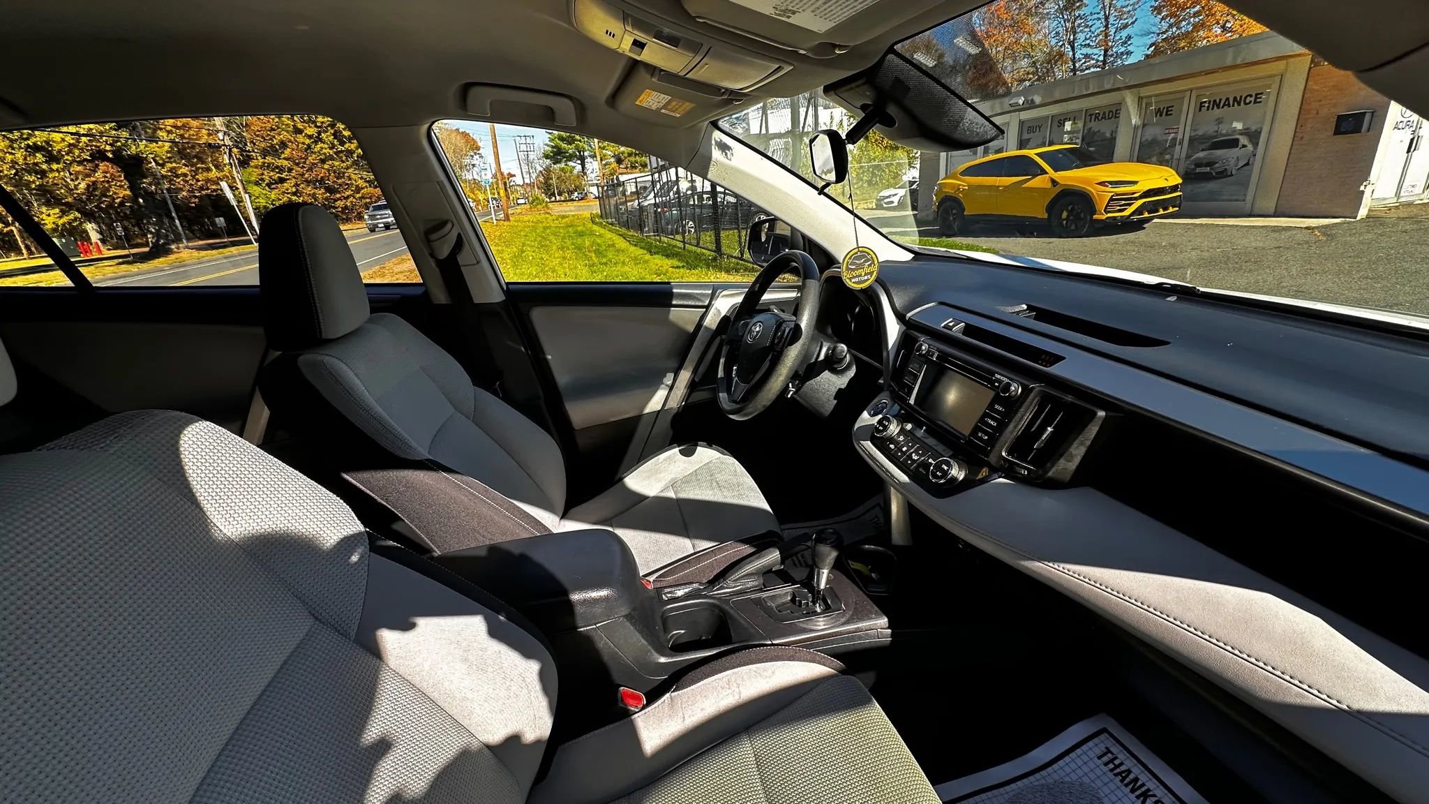 Used 2018 Toyota RAV4 XLE image 31