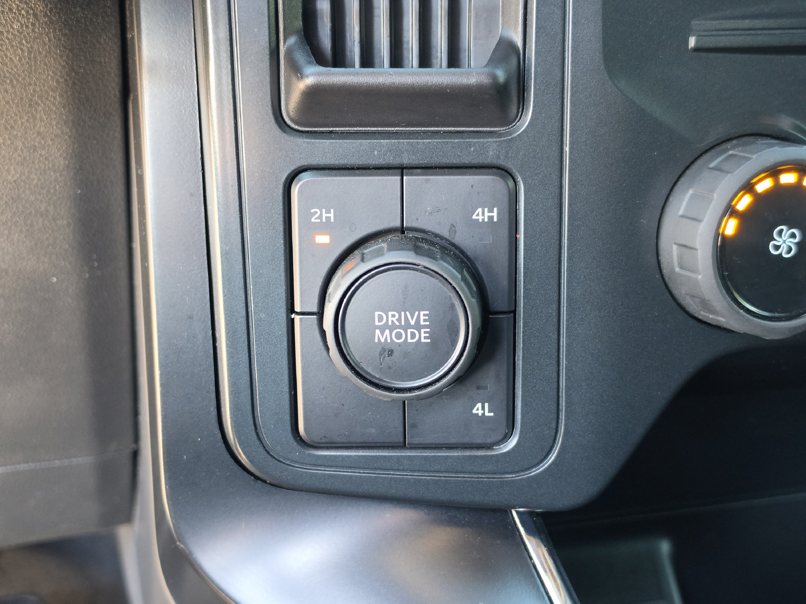 Used 2025 Ford F150 STX AWD/4WD image 30