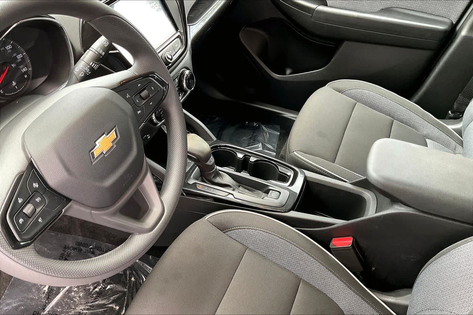 Used 2023 Chevrolet TrailBlazer LT w/ Convenience Package FWD image 17