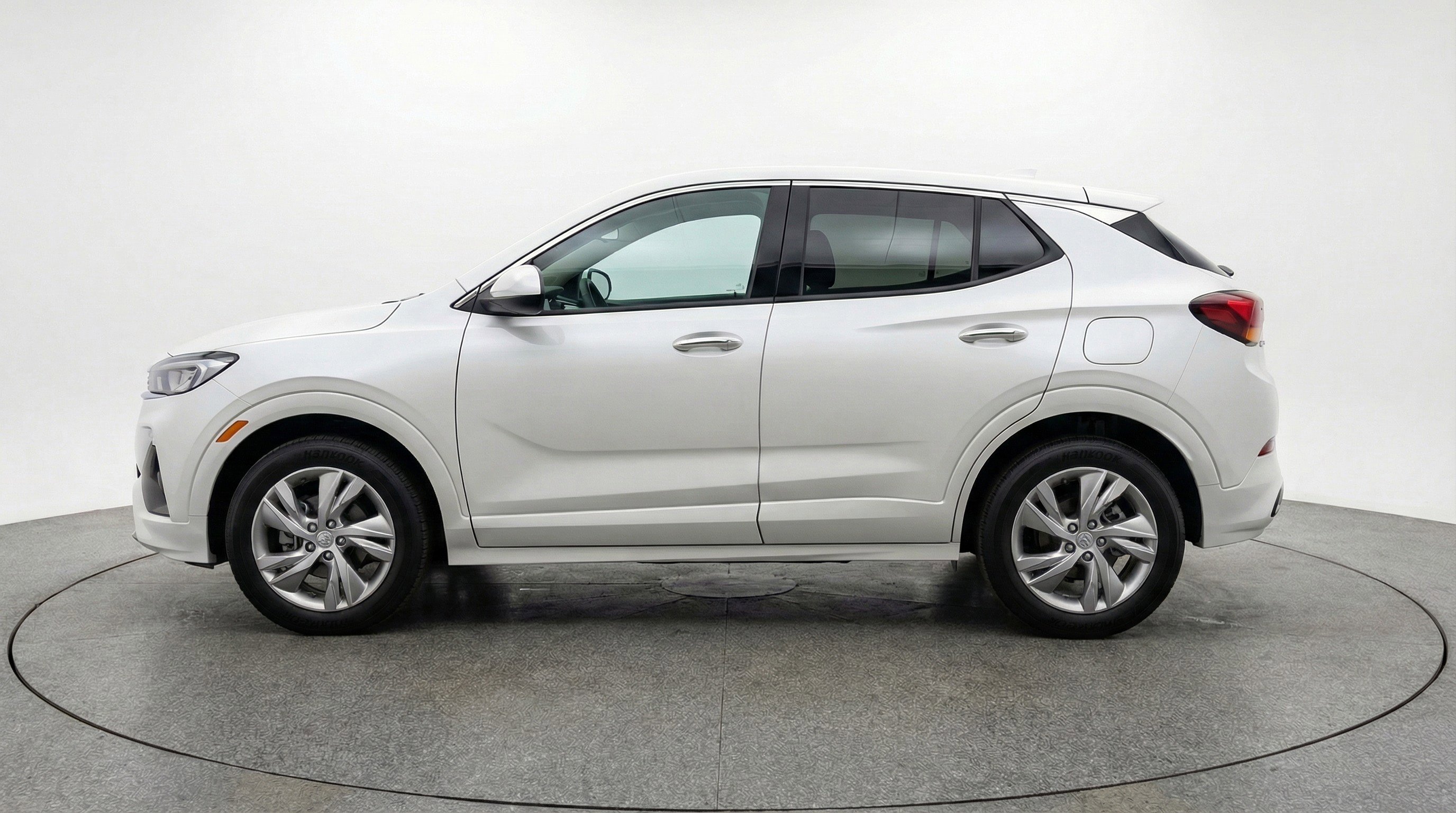 Used 2025 Buick Encore GX Preferred FWD image 5