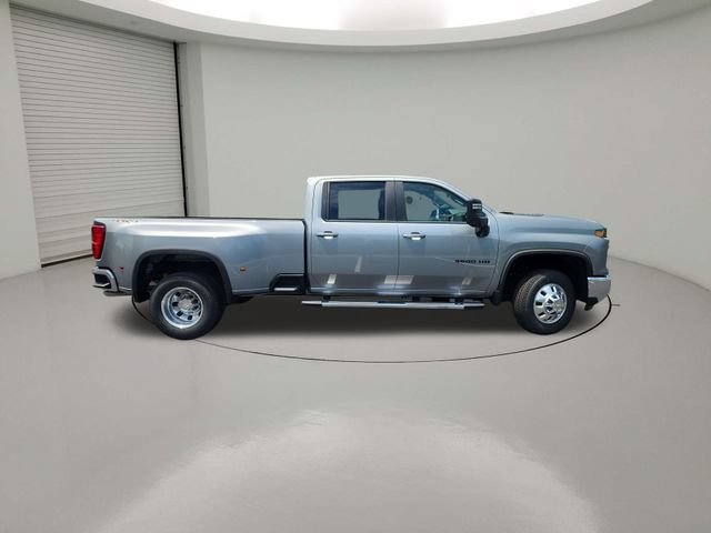 New 2026 Chevrolet Silverado 3500 LT w/ All Star Edition AWD/4WD image 8