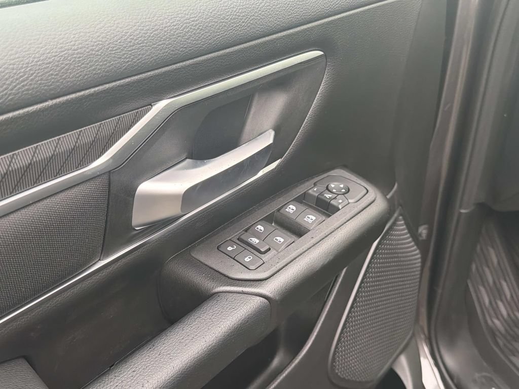 New 2026 RAM 1500 Big Horn AWD/4WD image 14