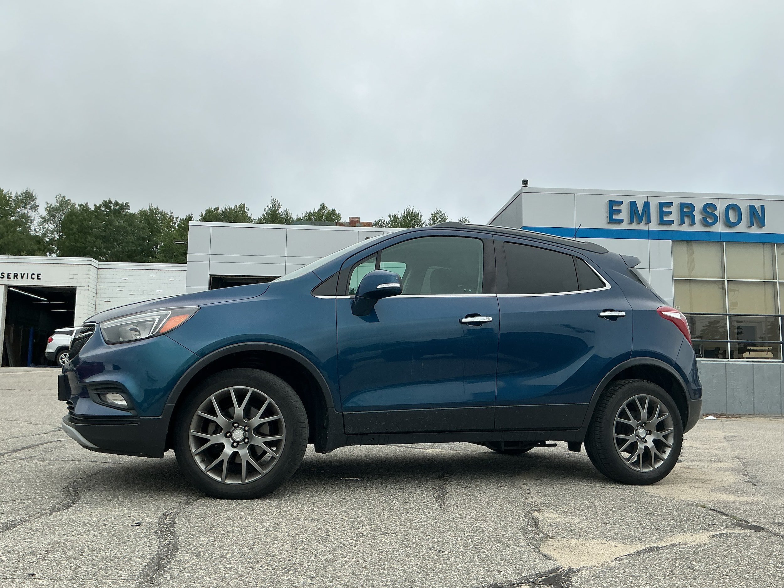 Certified 2019 Buick Encore Sport Touring w/ Safety Package AWD/4WD image 2