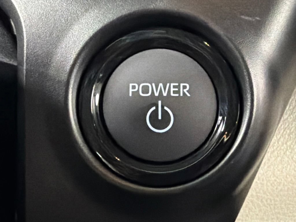 Certified 2026 Toyota Sienna Limited FWD image 31