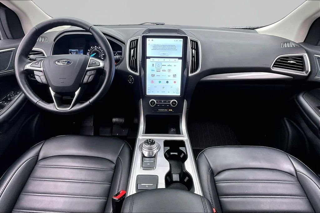 Certified 2024 Ford Edge SEL w/ Convenience Package AWD/4WD image 16