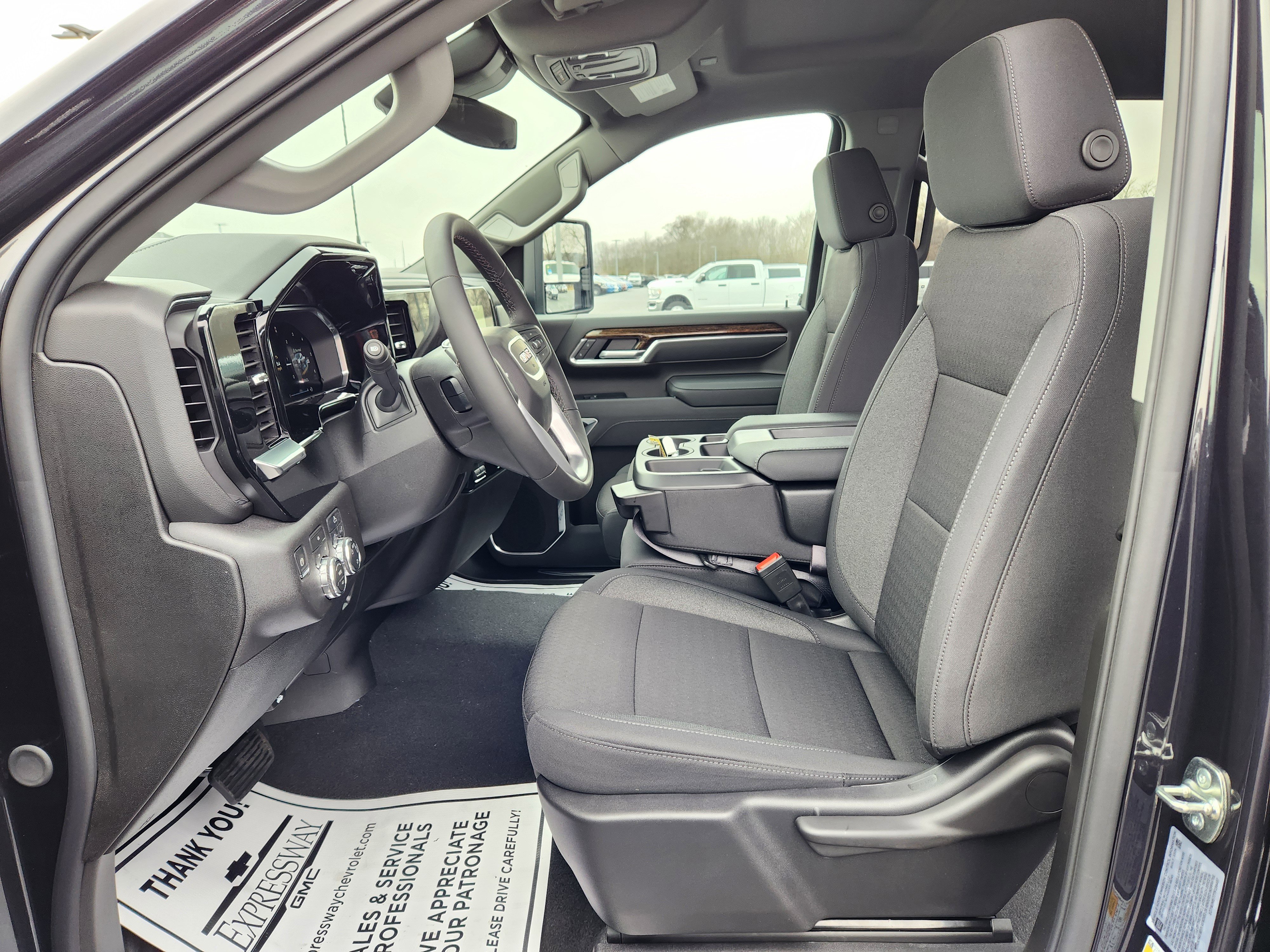 New 2026 GMC Sierra 2500 SLE image 9