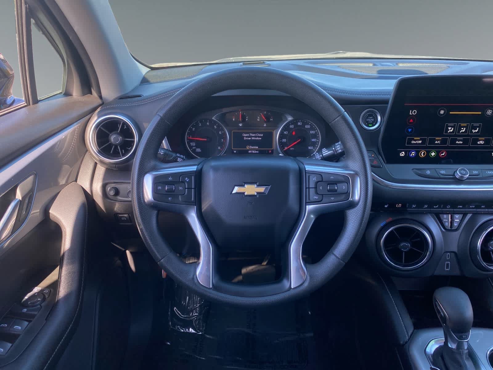 Used 2025 Chevrolet Blazer LT FWD image 12