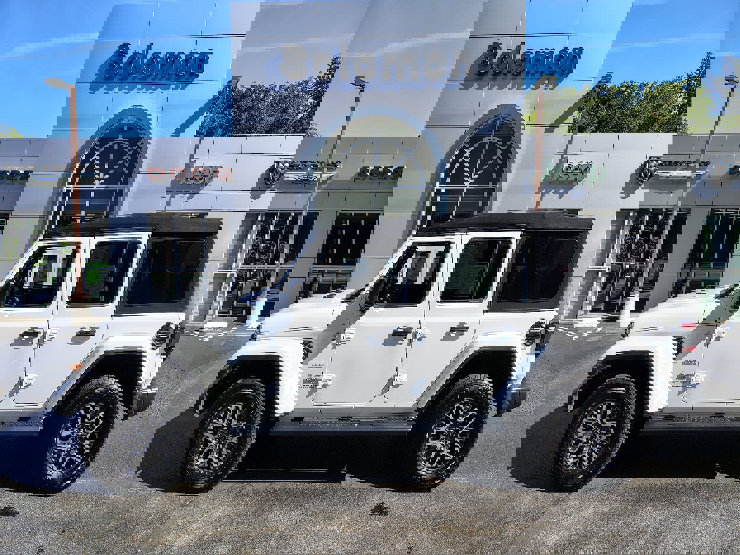 Certified 2024 Jeep Wrangler Sahara w/ Technology Group