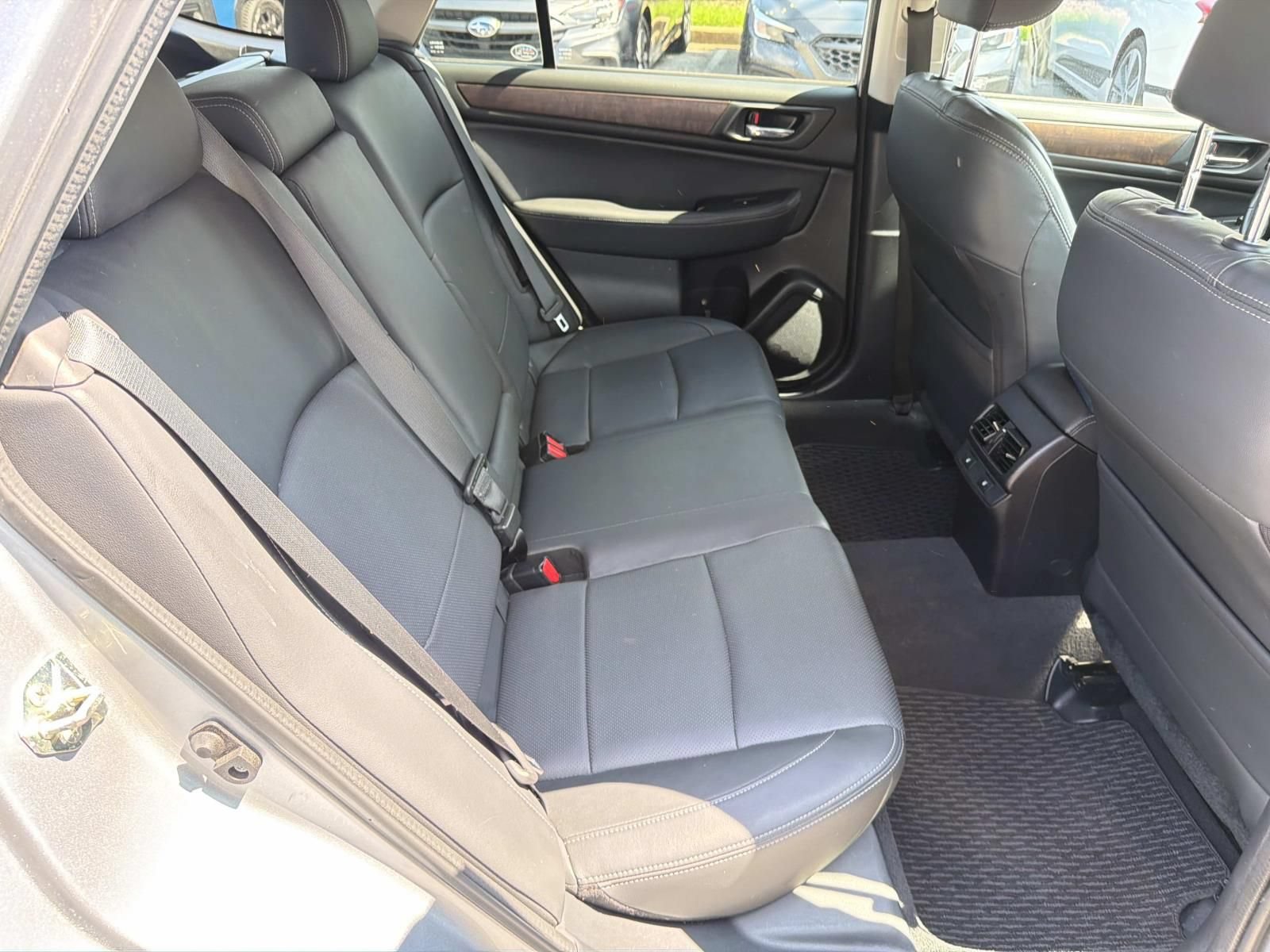 Used 2016 Subaru Outback 2.5i Limited AWD/4WD image 15