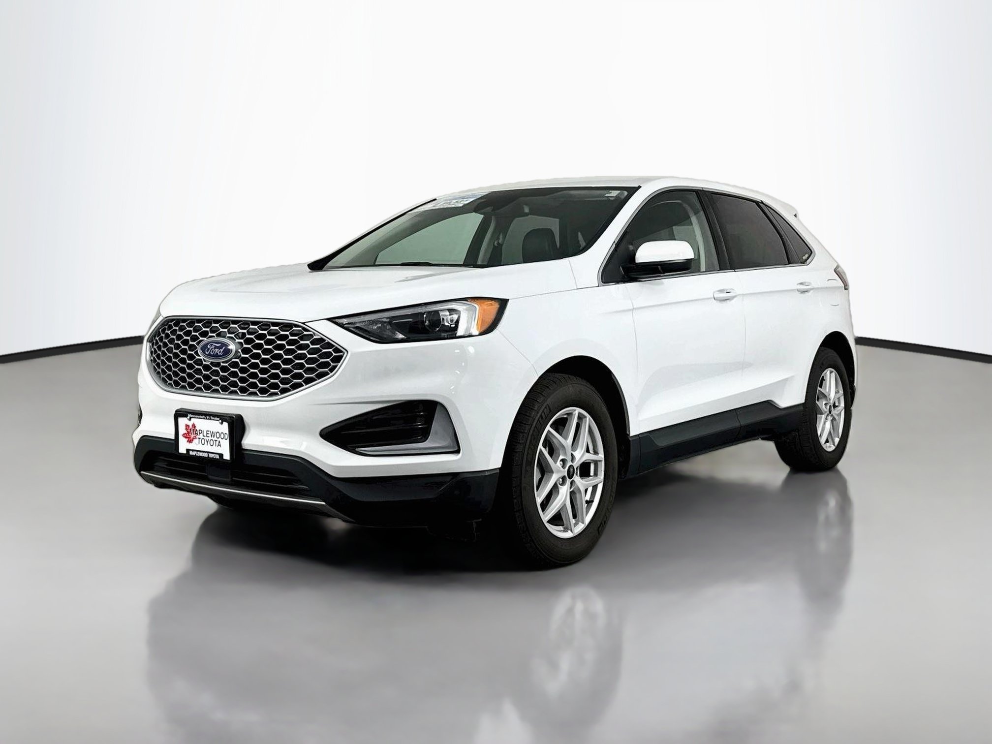 Used 2023 Ford Edge SEL AWD/4WD image 3
