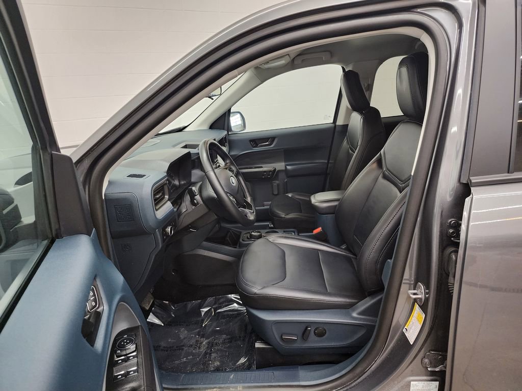 Used 2024 Ford Maverick Lariat w/ Black Appearance Package image 12