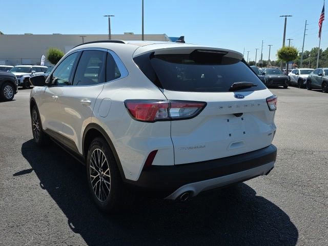 Used 2021 Ford Escape Titanium FWD image 2