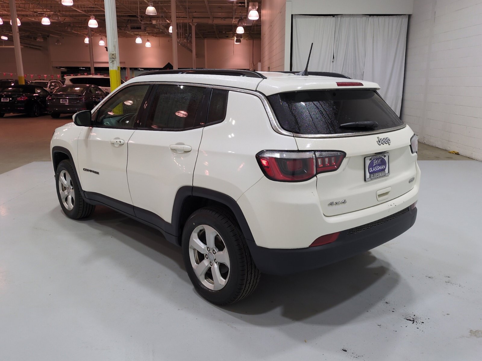 Used 2018 Jeep Compass Latitude w/ Popular Equipment Group AWD/4WD image 5
