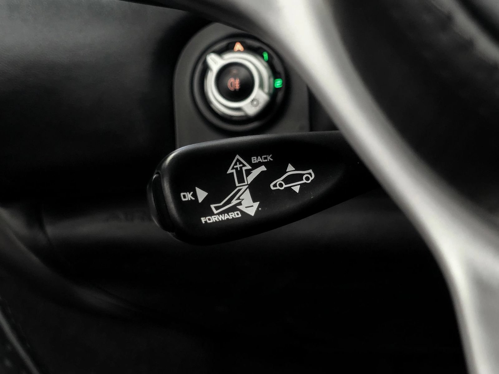 Used 2015 McLaren 650S Spider RWD image 43