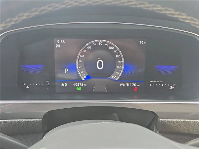 Certified 2022 Volkswagen Tiguan SE FWD image 11