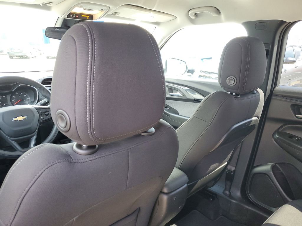 Used 2023 Chevrolet TrailBlazer LT image 29