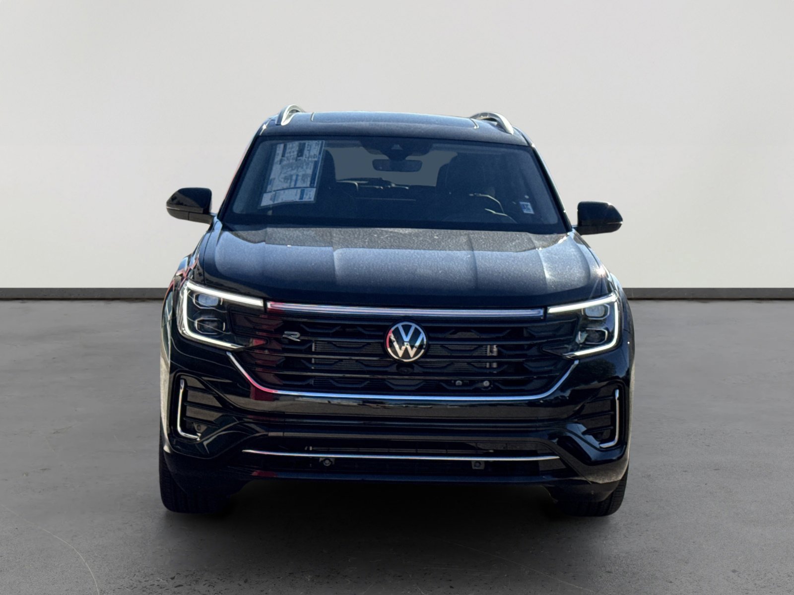 New 2026 Volkswagen Atlas SEL Premium R-Line image 2