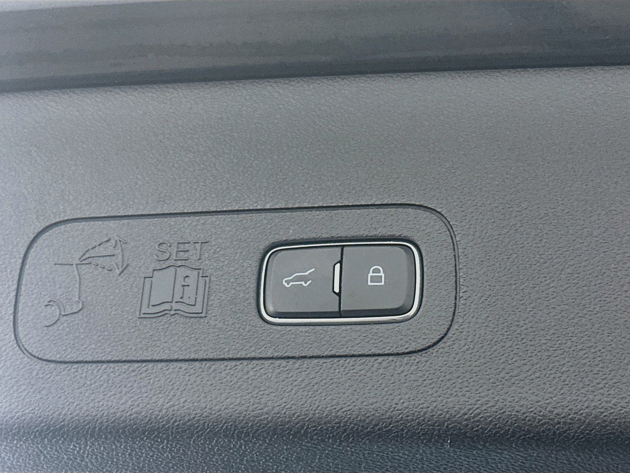Used 2022 Lincoln Aviator Reserve w/ Equipment Group 201A AWD/4WD image 32