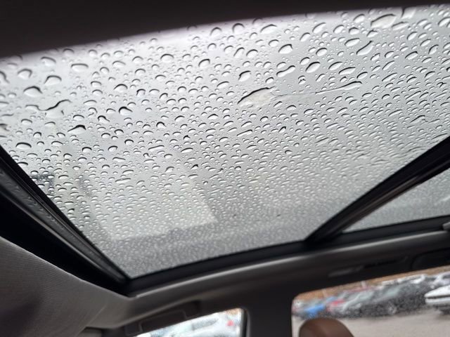 Used 2018 Toyota Highlander Limited Platinum image 16