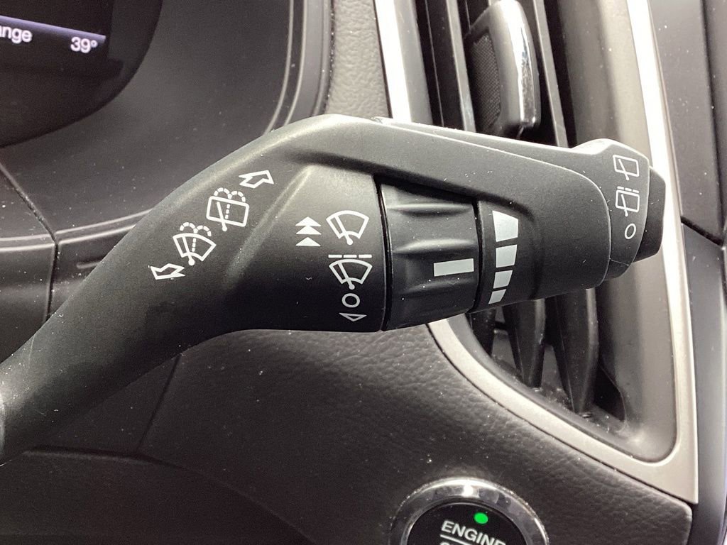 Used 2024 Ford Edge SEL image 27