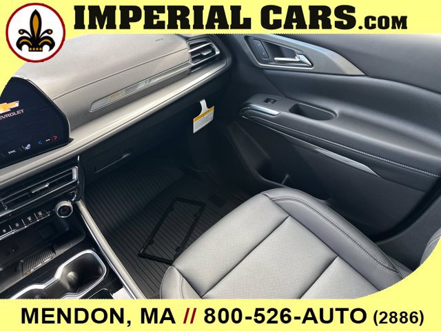 New 2027 Chevrolet Traverse LT w/ Driver Confidence Package AWD/4WD image 20