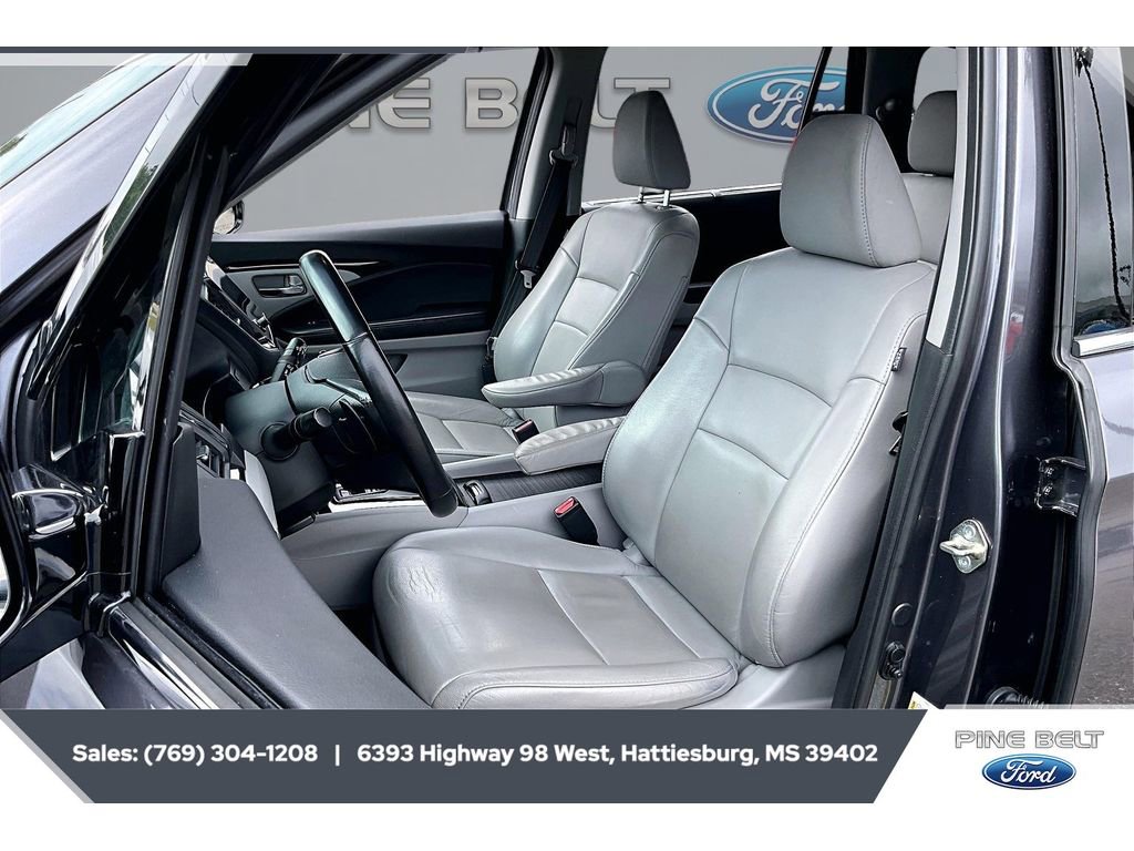Used 2019 Honda Pilot Touring image 18