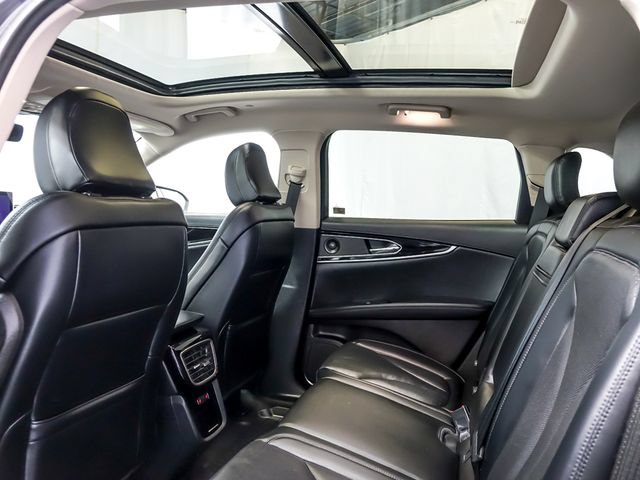 Used 2022 Lincoln Nautilus Reserve w/ Monochromatic Package AWD/4WD image 16