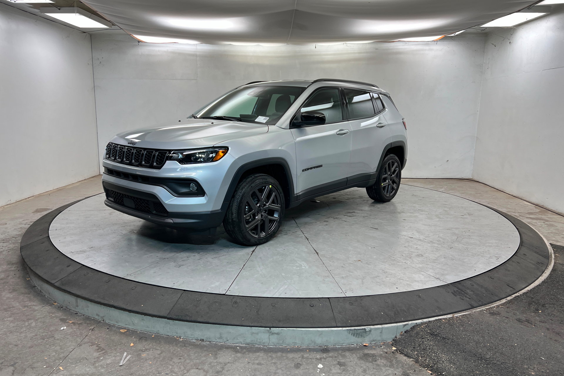 New 2026 Jeep Compass Latitude AWD/4WD image 1