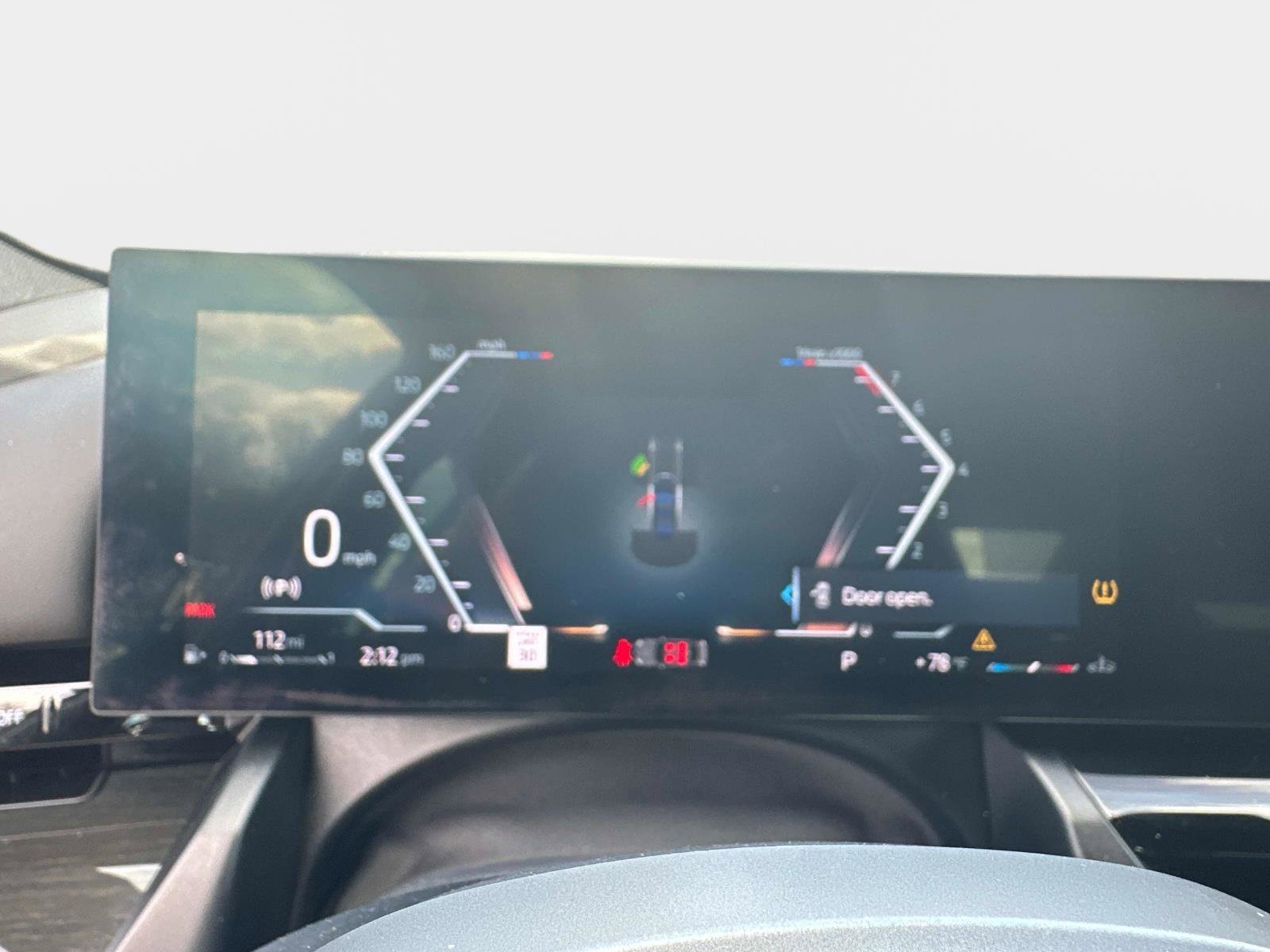 Used 2025 BMW 530i w/ M Sport Package image 24