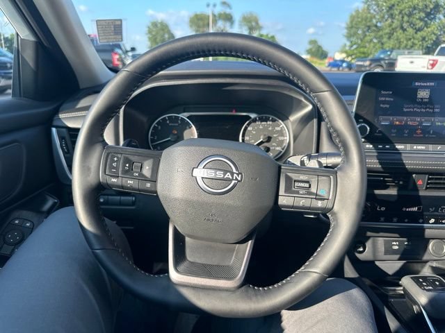 Used 2026 Nissan Rogue SV FWD image 36