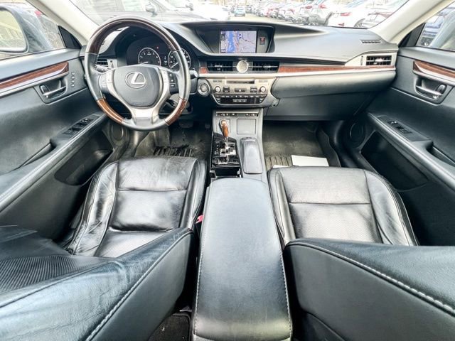 Used 2014 Lexus ES 350 w/ Luxury Package image 13