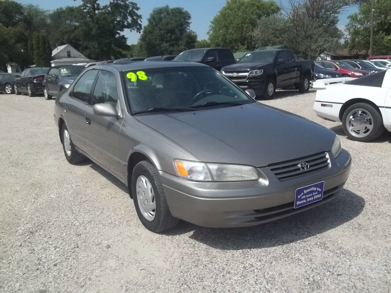 Used 1998 Toyota Camry LE FWD image 3