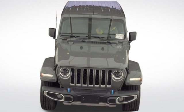 Used 2023 Jeep Wrangler Unlimited Sahara w/ Cold Weather Group AWD/4WD image 9
