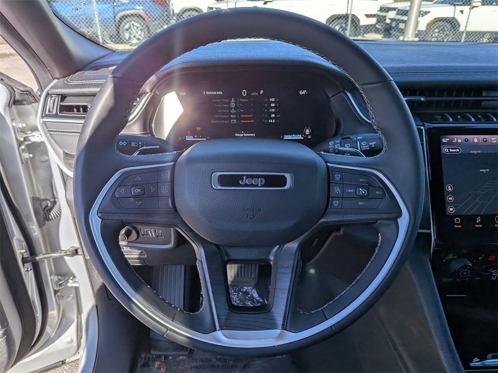 Used 2024 Jeep Grand Cherokee Limited image 24