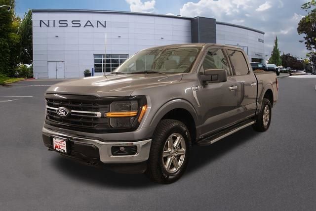 Used 2025 Ford F150 XLT w/ Equipment Group 301A Standard AWD/4WD image 5