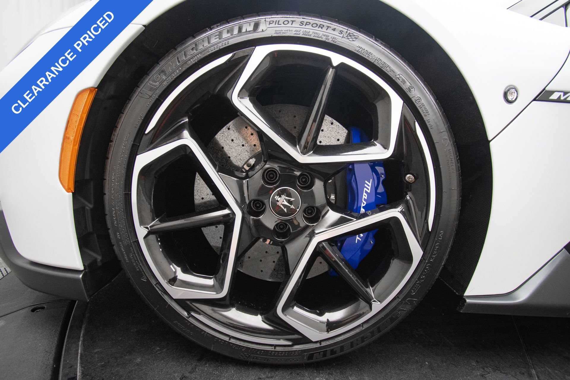 Used 2022 Maserati MC20 Coupe RWD image 46