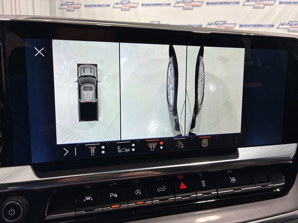 Used 2025 Chevrolet Silverado 1500 High Country w/ Technology Package image 39