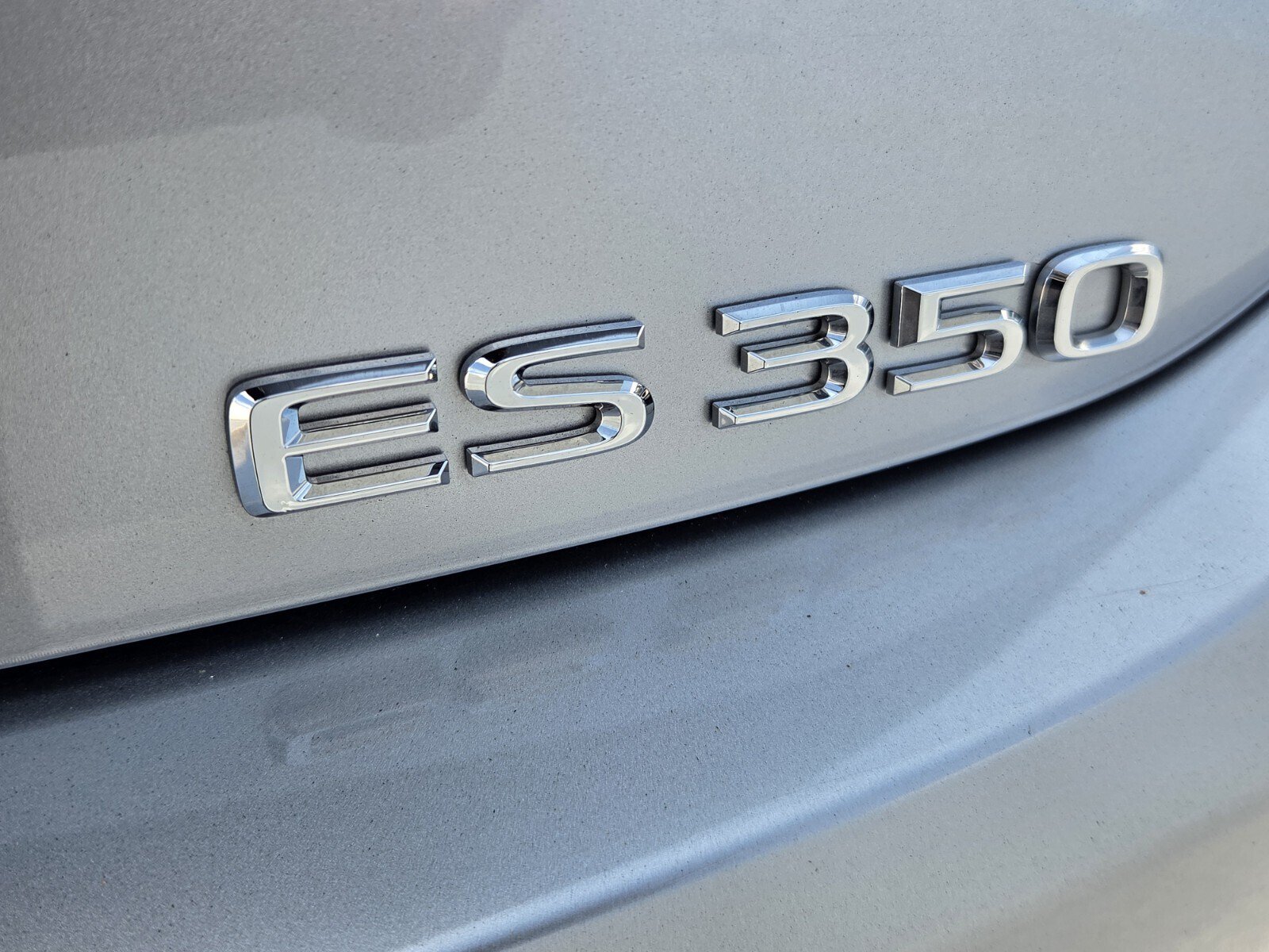 Used 2025 Lexus ES 350 w/ Premium Package FWD image 9