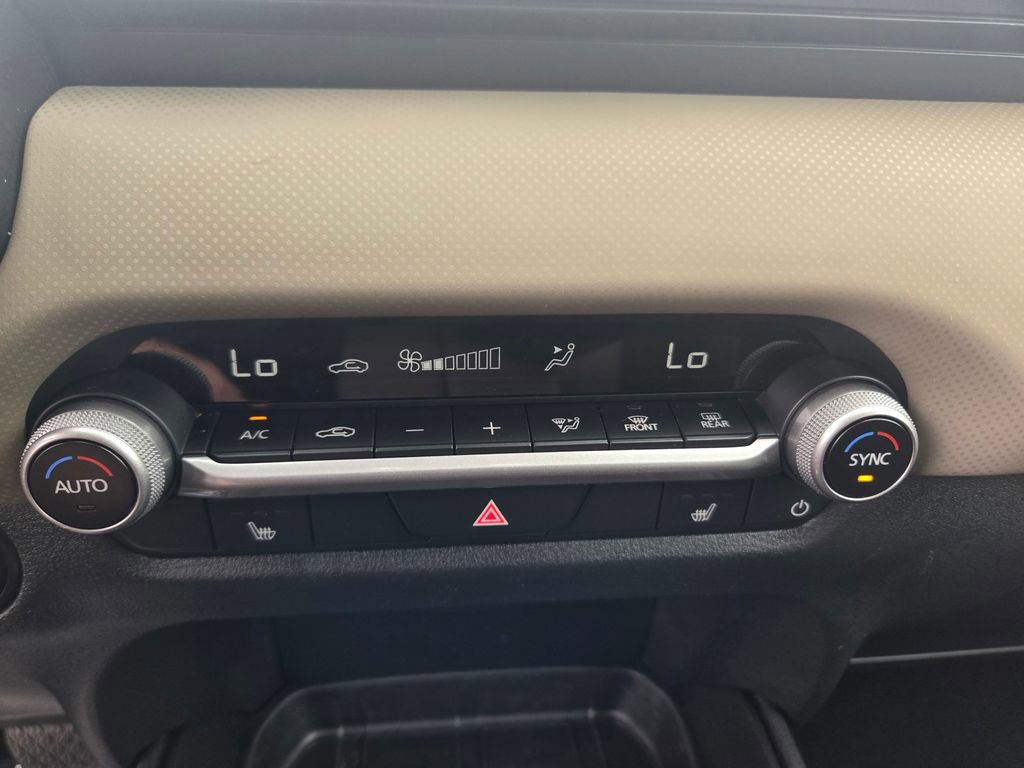 Certified 2025 MAZDA CX-50 AWD 2.5 S w/ Weather Package image 17