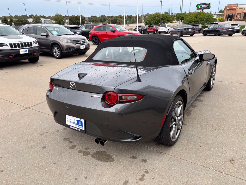 Used 2023 MAZDA MX-5 Miata Grand Touring RWD image 5