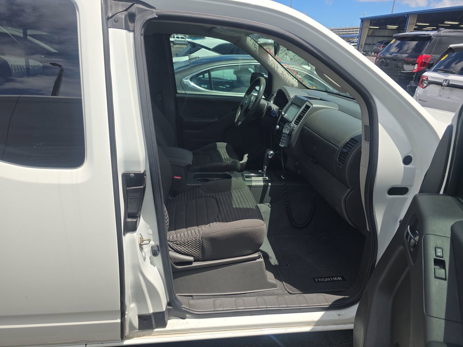 Used 2019 Nissan Frontier SV RWD image 13